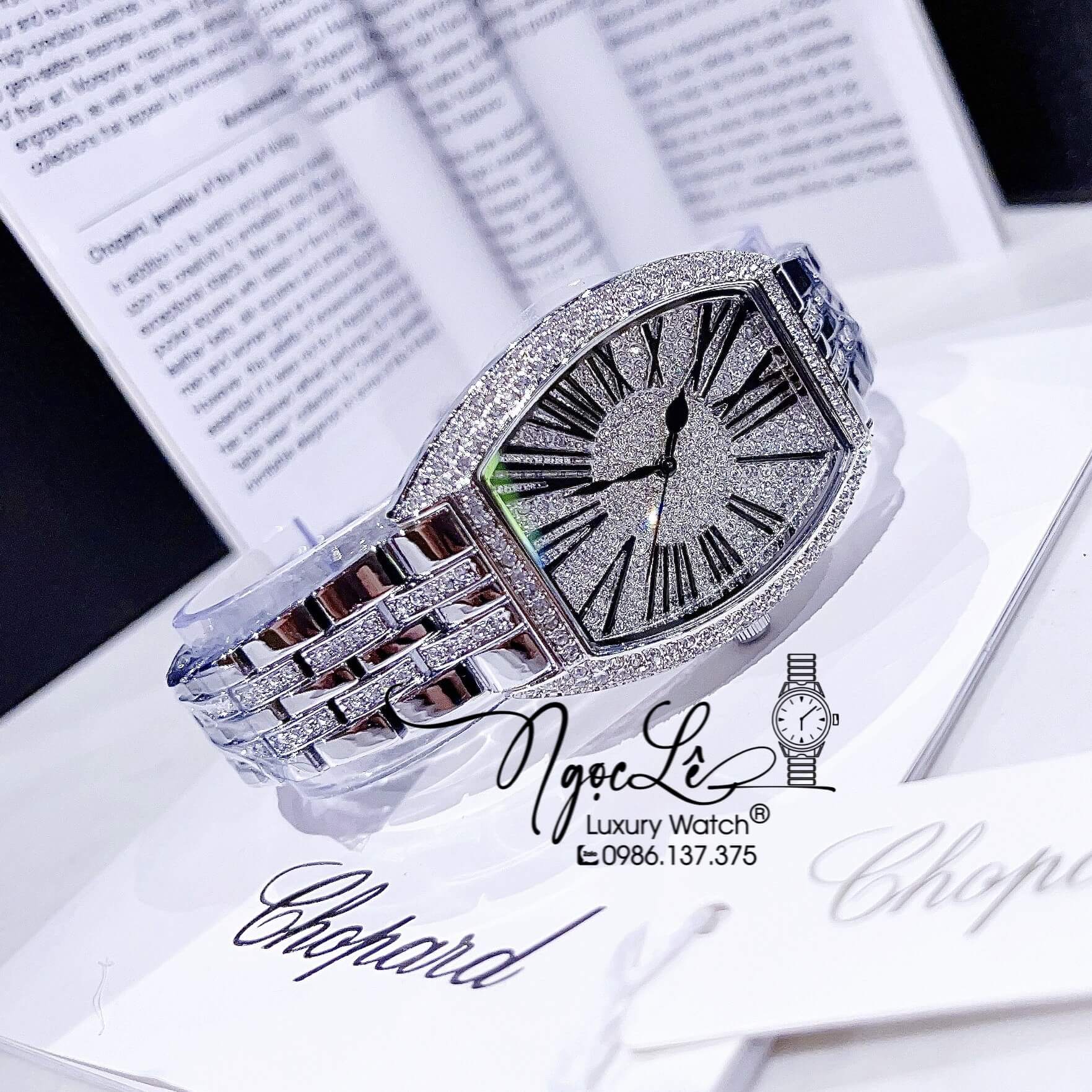 Đồng Hồ Chopard Nữ Dây Kim Loại Silver Mặt Chữ Nhật Đính Đá Size 34mm Siêu Cấp