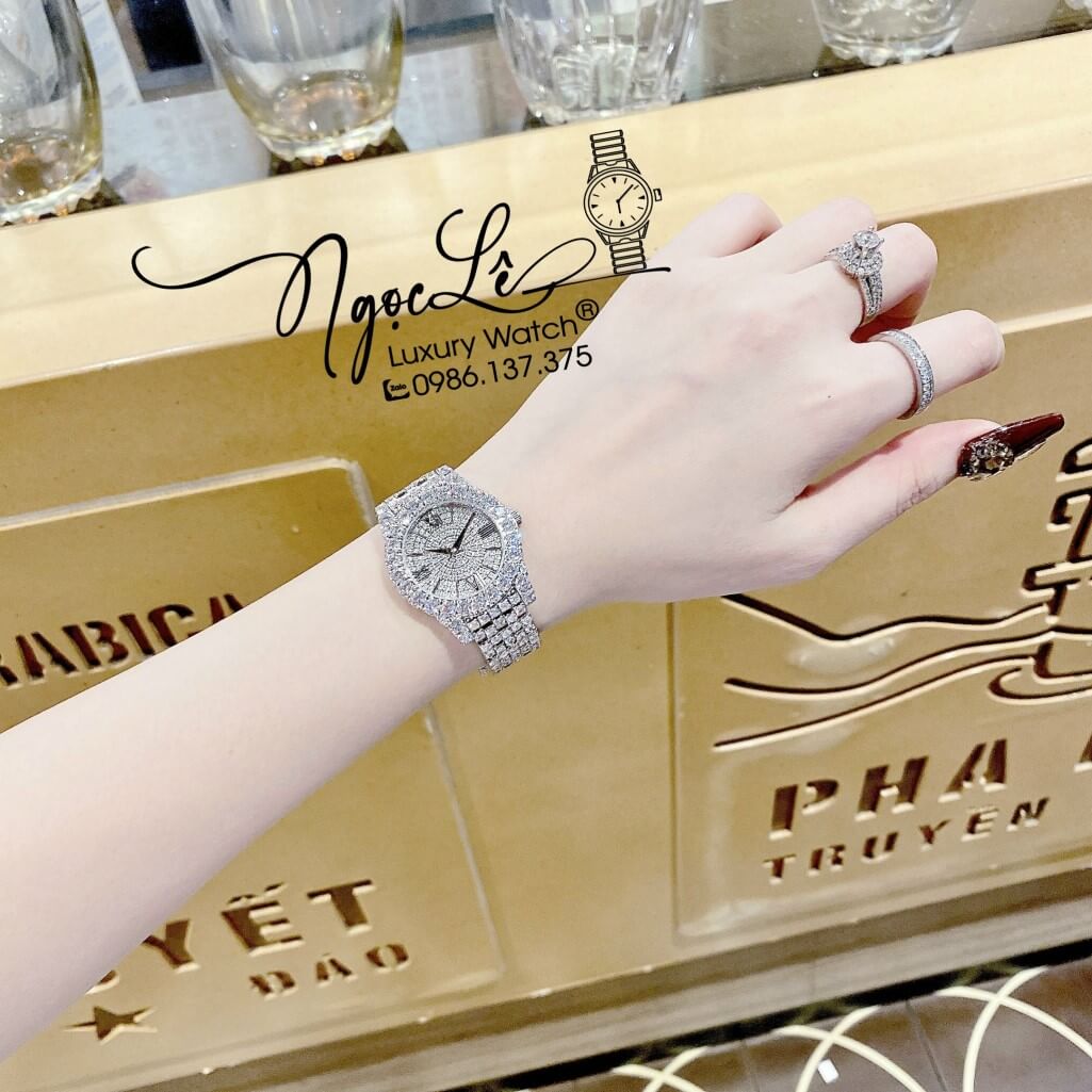 Đồng Hồ Chopard Nữ Dây Thép Màu Silver Đính Đá 31mm