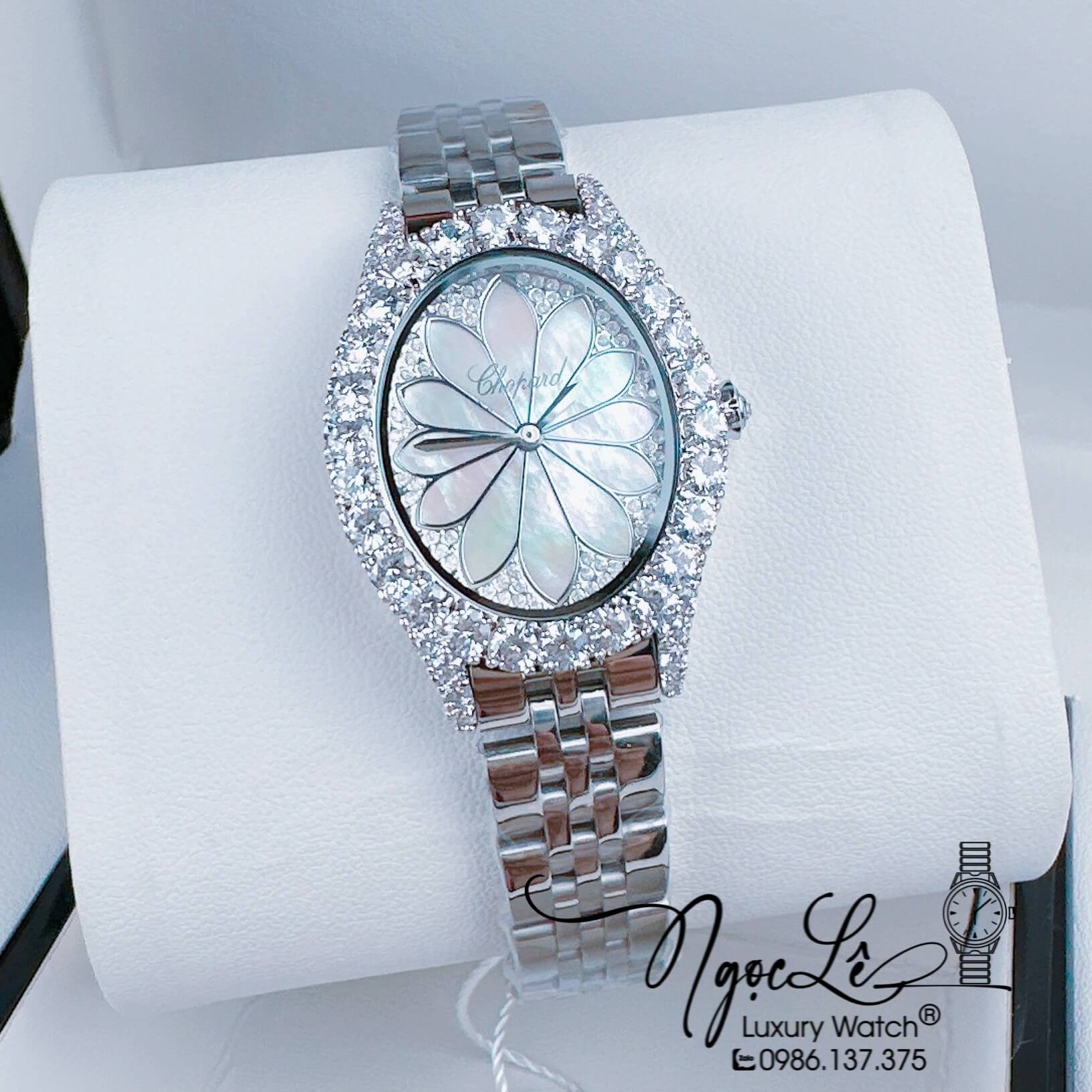 Đồng Hồ Chopard Nữ Mặt Oval Họa Tiết Hoa Xà Cừ Dây Kim Loại Màu Đính Đá Size 34mm