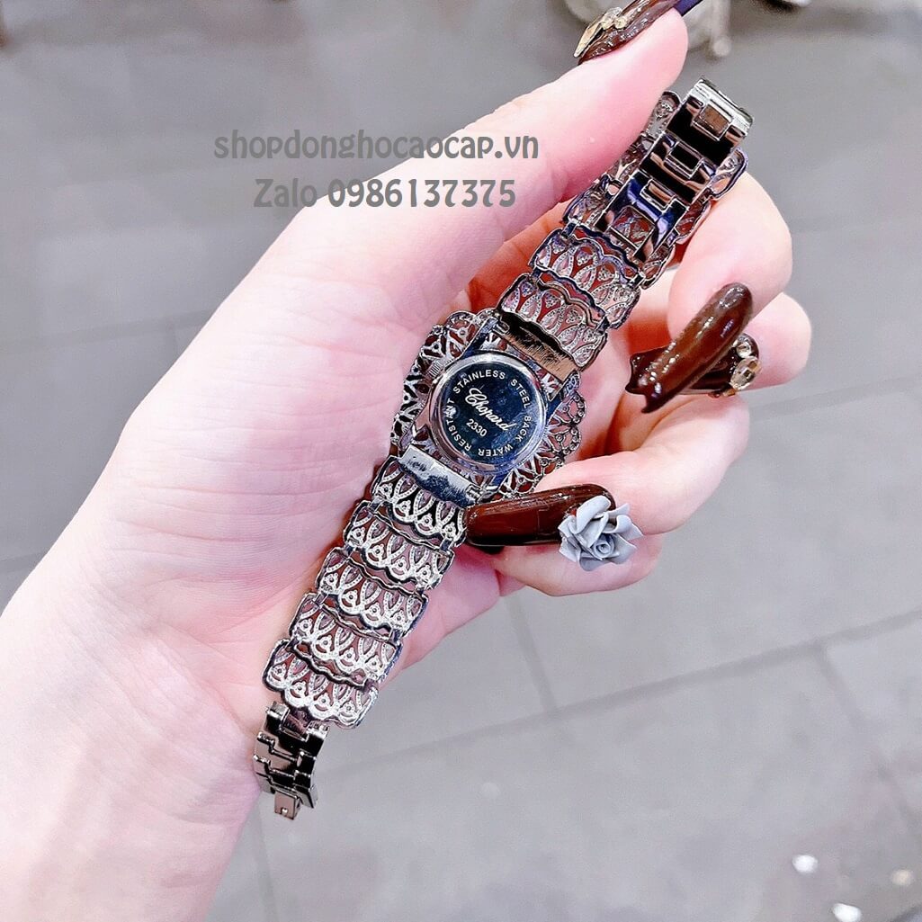 Đồng Hồ Chopard Nữ Mặt Hoa Hồng Siêu Cấp Đính Đá Silver 32mm