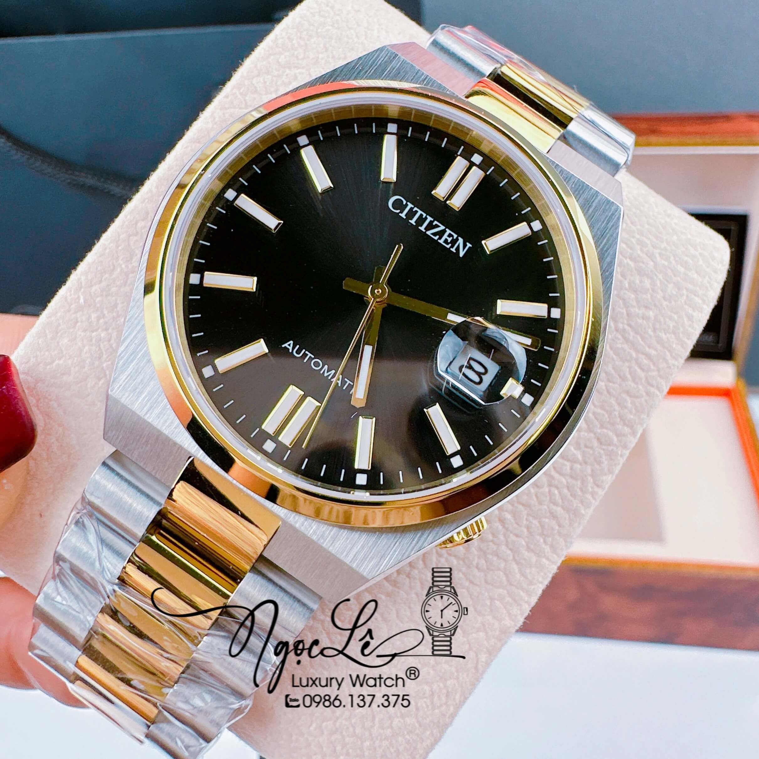 Đồng Hồ Nam Citizen Tự Động Dây Kim Loại Demi Vàng Mặt Đen Size 39mm