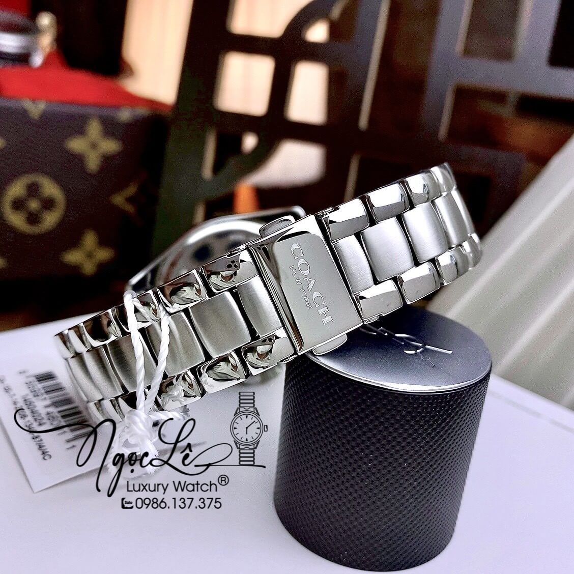 Đồng Hồ Nữ Hiệu Coach Dây Kim Loại Màu Bạc Mặt Icon Size 37mm