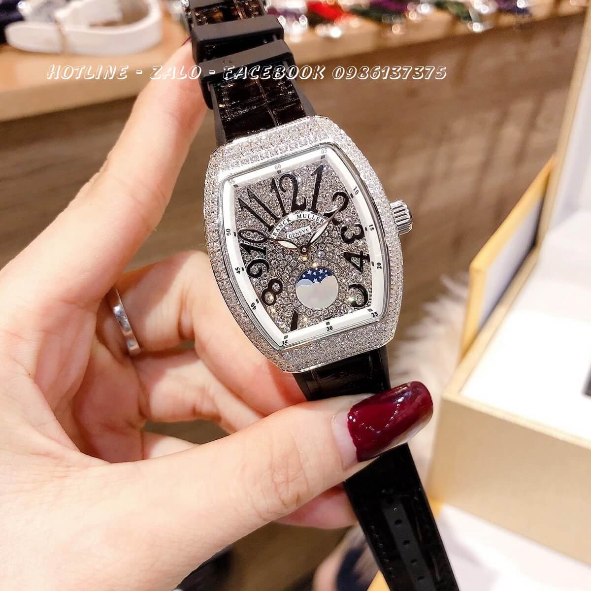 Đồng Hồ Franck Muller Nữ Dây Da Silicon Đen Mặt Full Đá Silver 42x32mm