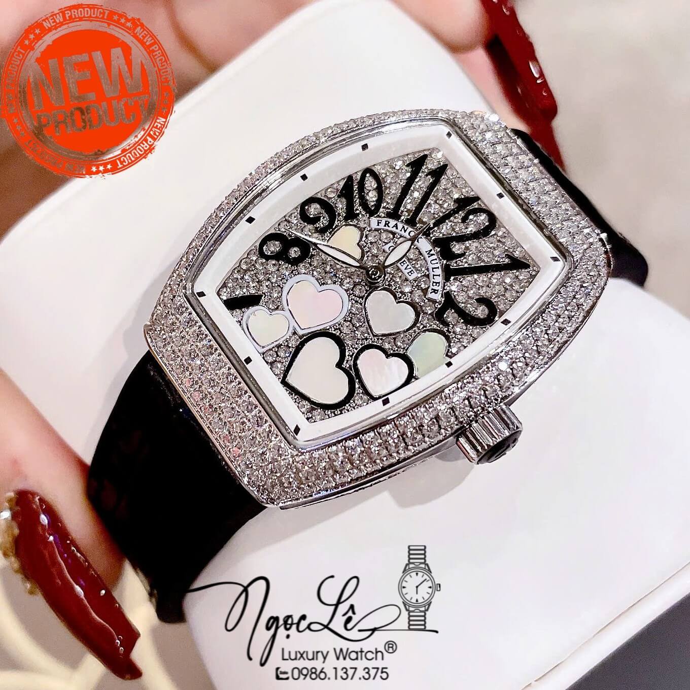 Đồng Hồ Franck Muller Nữ Dây Cao Su Bọc Da Màu Đen Đính Đá Mix Trái Tim Size 33mm
