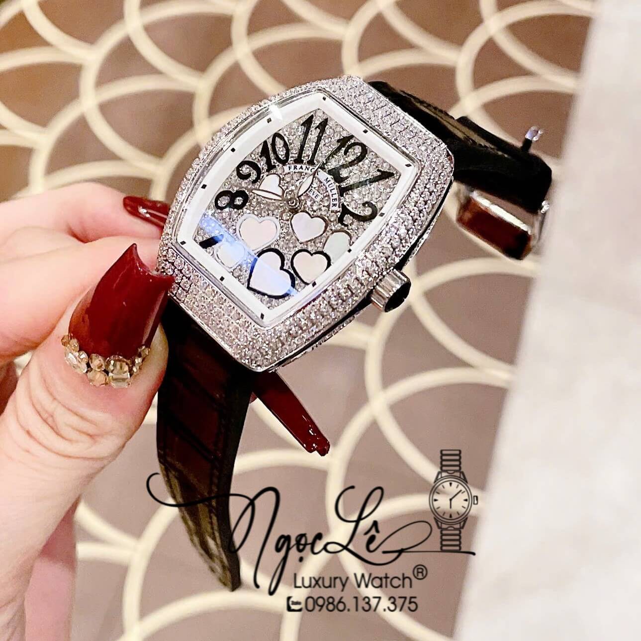 Đồng Hồ Franck Muller Nữ Dây Cao Su Bọc Da Màu Đen Đính Đá Mix Trái Tim Size 33mm