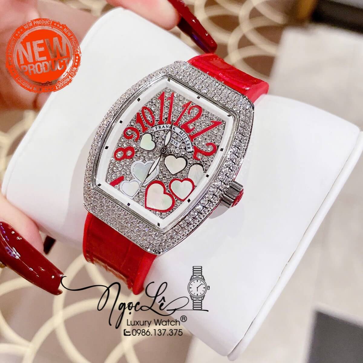 Đồng Hồ Franck Muller Nữ Dây Cao Su Bọc Da Màu Đỏ Đính Đá Mix Trái Tim Size 33mm