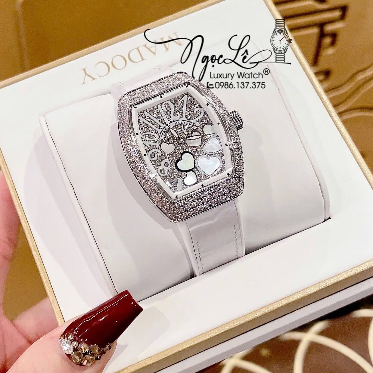 Đồng Hồ Franck Muller Nữ Dây Cao Su Bọc Da Màu Trắng Đính Đá Mix Trái Tim Size 33mm