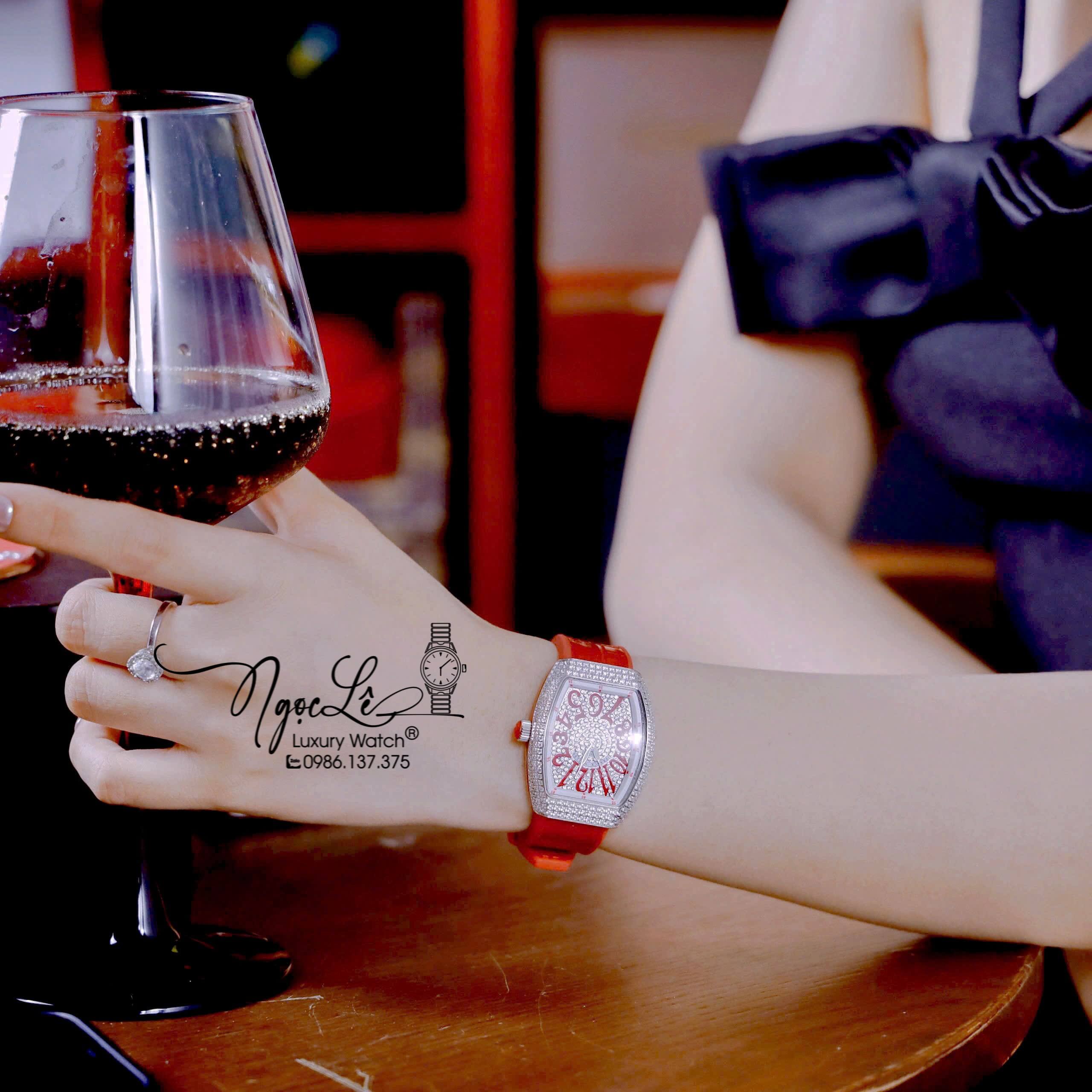 Đồng Hồ Franck Muller V32 Nữ Dây Màu Đỏ Đính Đá Bạc Size 34mm