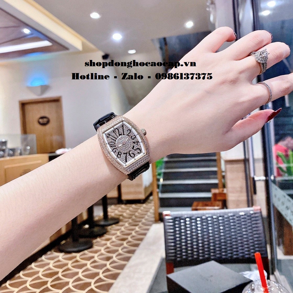 Đồng Hồ Franck Muller Nữ Silicon Đen Đính Đá Rose 34mm