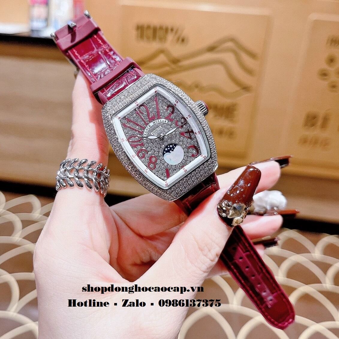 Đồng Hồ Franck Muller Vanguard V32 Nữ Trăng Sao Đỏ Mận Đính Đá Silver