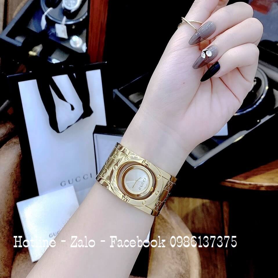 Đồng Hồ Gucci Twirl Nữ Dáng Lắc Tay Màu Vàng Gold Cao Cấp Size 23mm