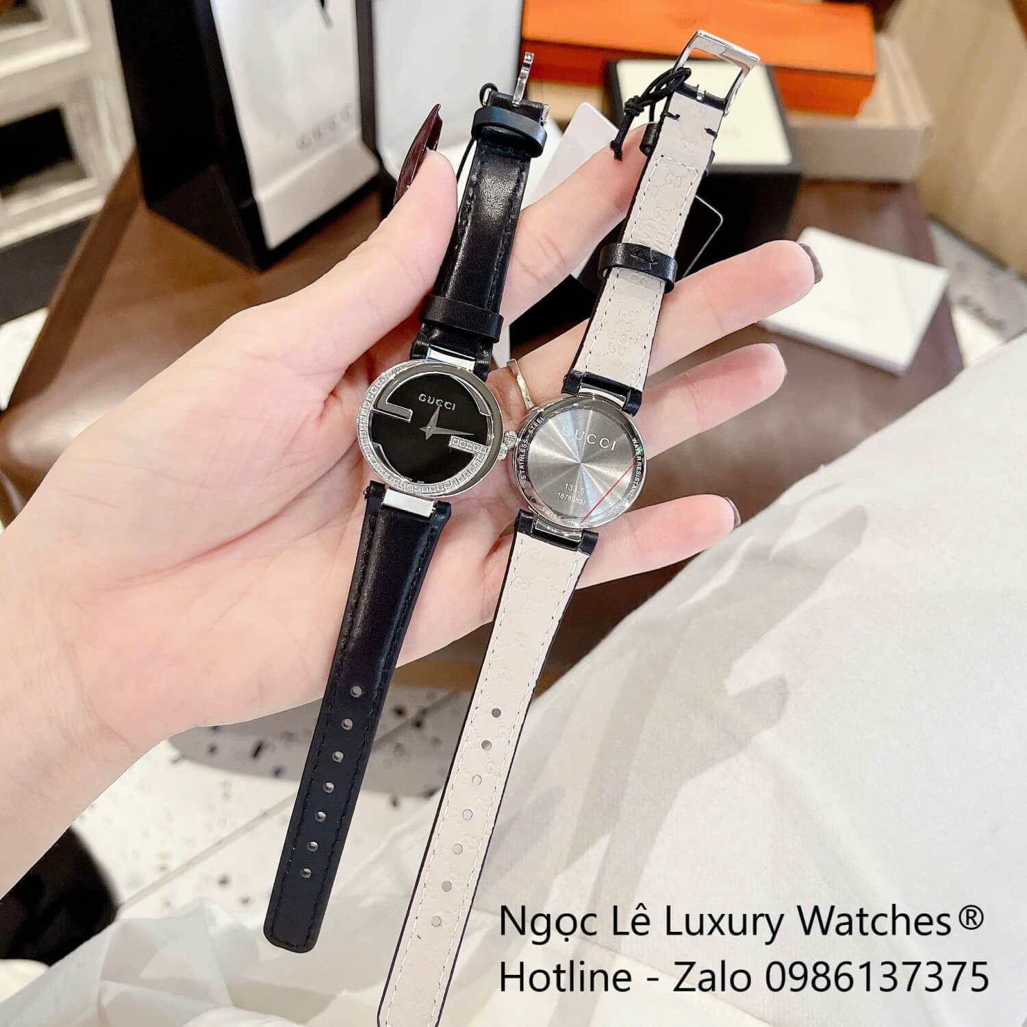 Đồng Hồ Nữ Gucci Interlocking Dây Da Đen Mặt Đen Vỏ Bạc Size 29mm - Quartz