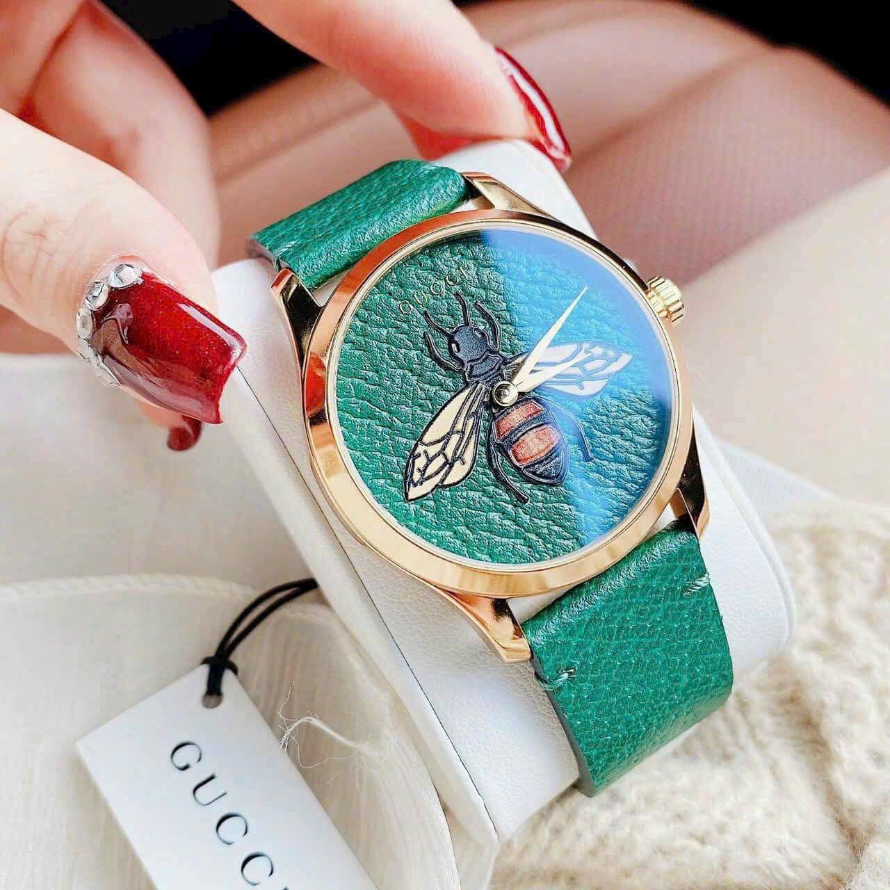 Đồng Hồ Nữ Gucci Dây Da Xanh Lá Mặt Ong Size 37mm - Gucci YA1264065