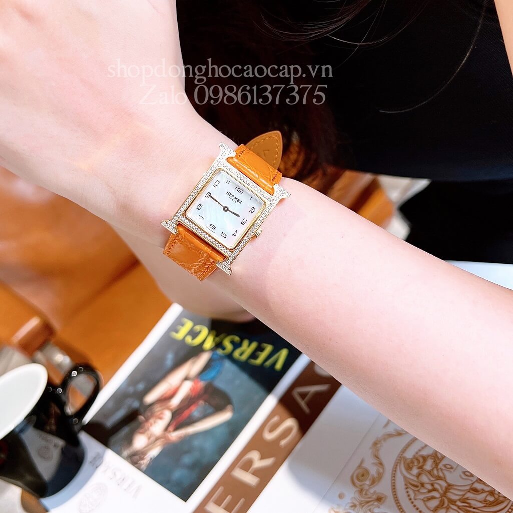 Đồng Hồ Hermes Heure H Nữ Siêu Cấp Dây Da Màu Cam 26x26mm