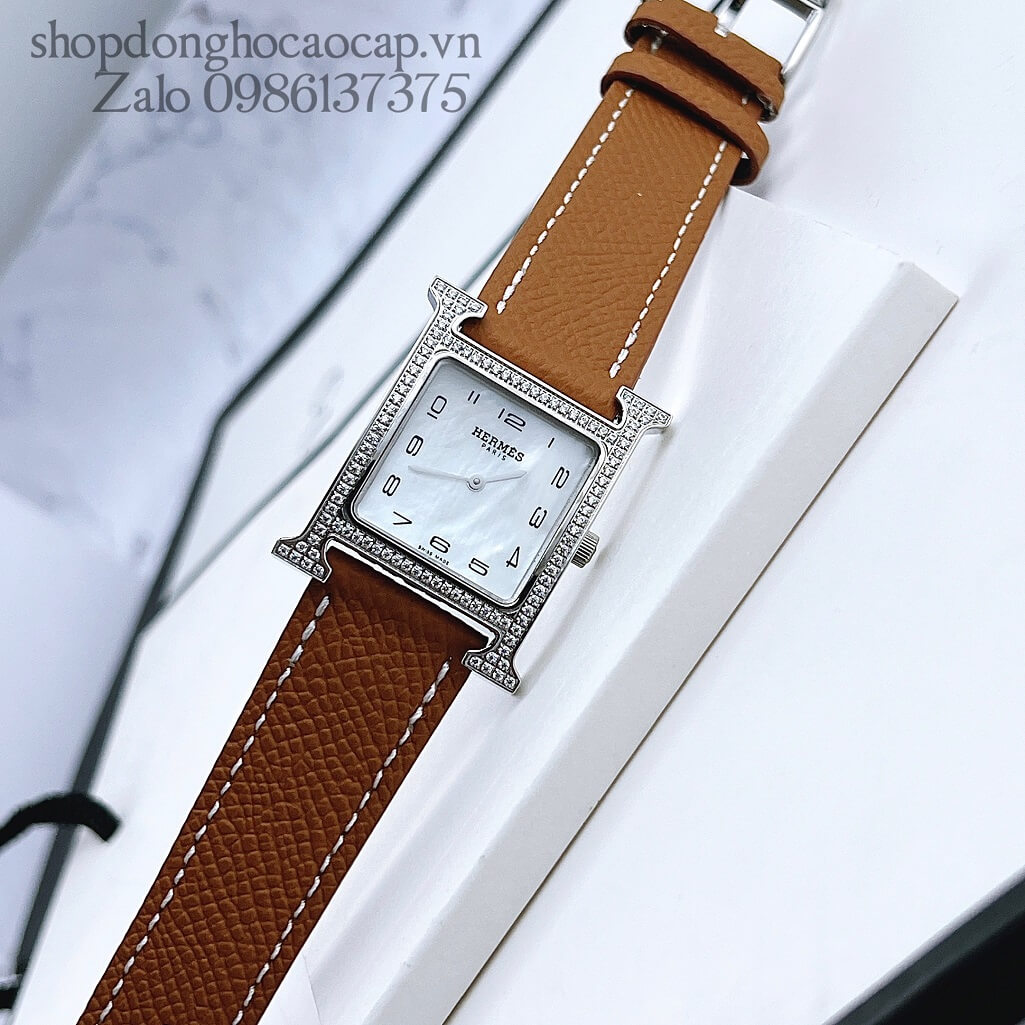 Đồng Hồ Hermes Heure H Nữ Siêu Cấp Dây Da Nâu Bò Silver 26x26mm