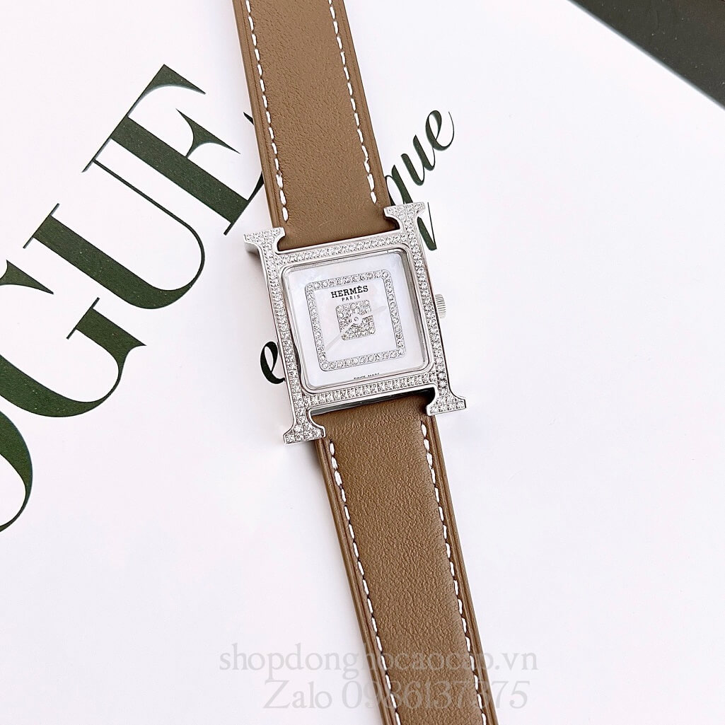 Đồng Hồ Hermes Heure H Siêu Cấp Nữ Dây Da Nâu Nude 26x26mm