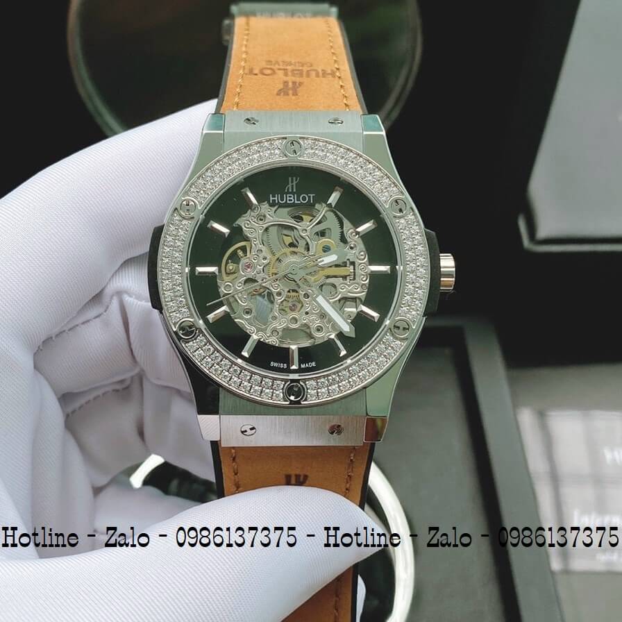 Đồng Hồ Nam Hublot Automatic Dây Da Silicon Nâu Đen 42mm Đính Đá