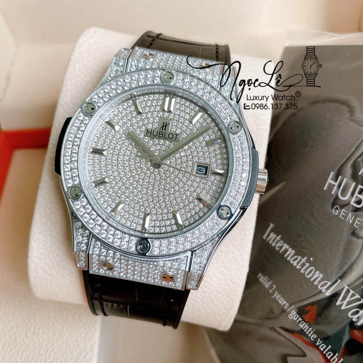 Đồng Hồ Hublot Automatic Nam 42mm Dây Da Silicon Đen Vỏ Bạc Đính Full Đá