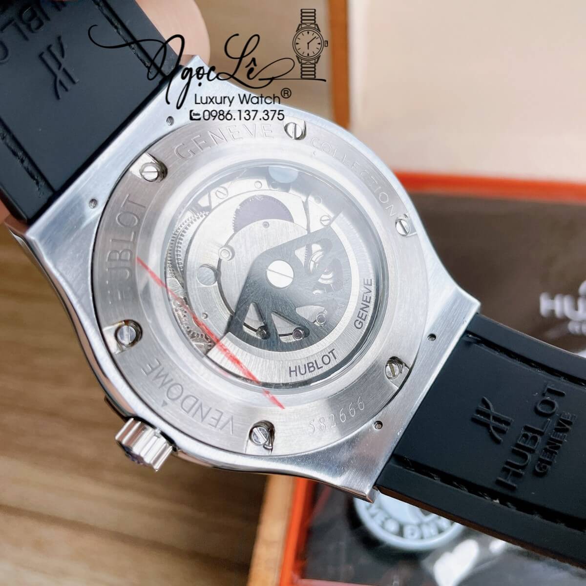 Đồng Hồ Hublot Automatic Nam 42mm Dây Da Silicon Đen Vỏ Bạc Đính Full Đá