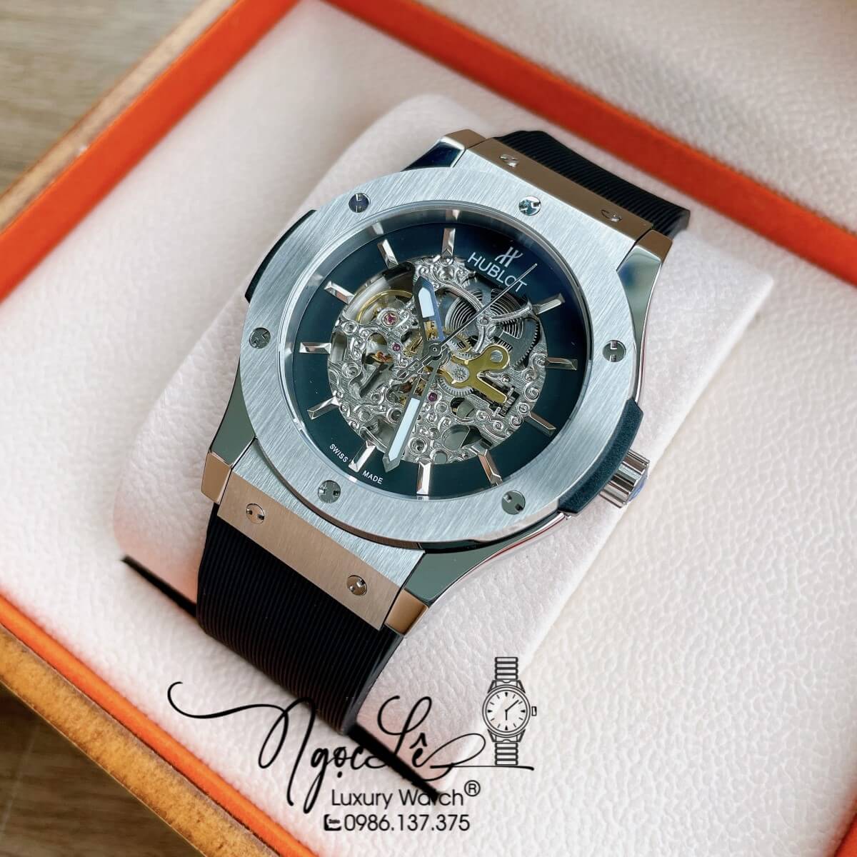 Đồng Hồ Hublot Automatic Nam Lộ Cơ Size 42mm Dây Silicon Đen Vỏ Bạc