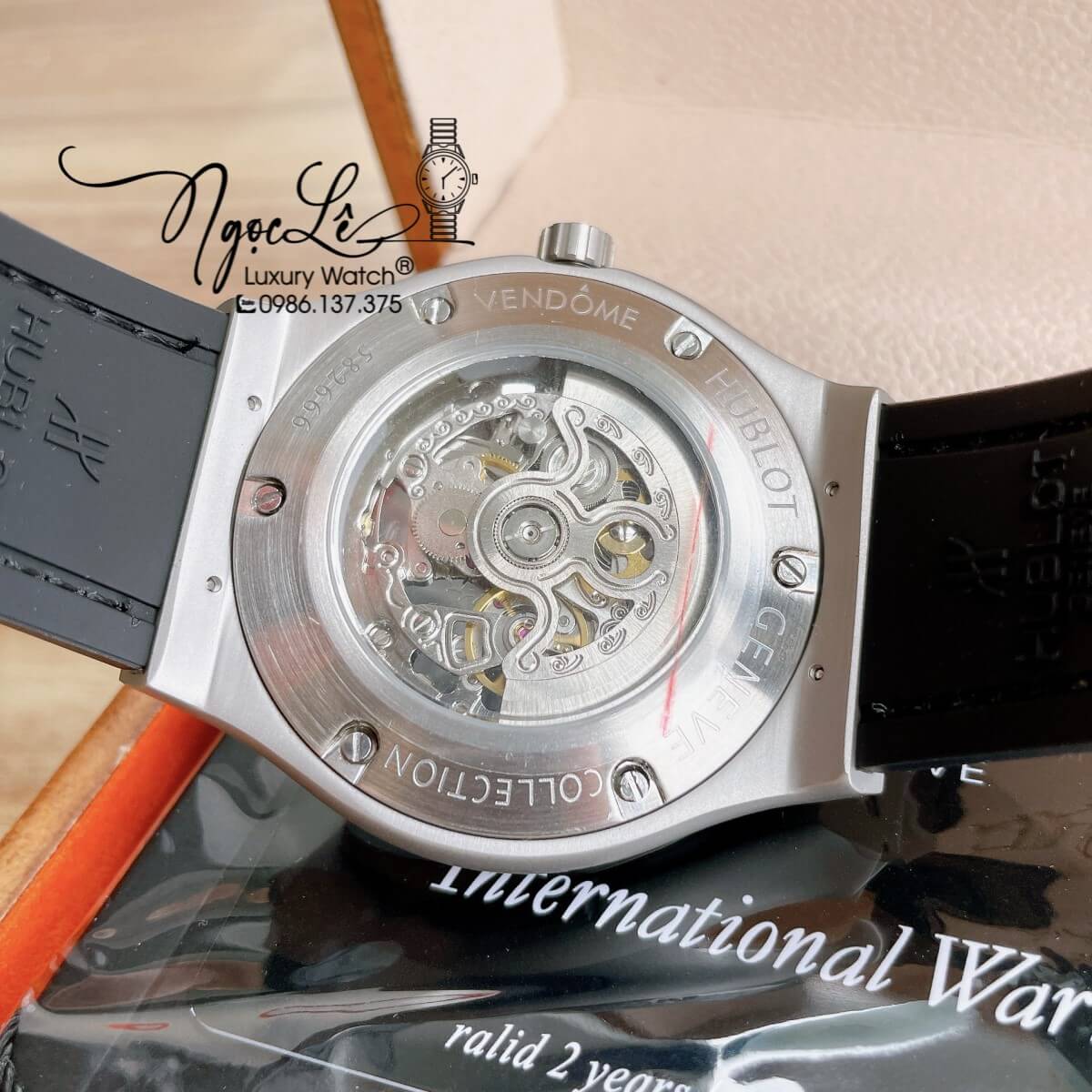 Đồng Hồ Hublot Automatic Nam Lộ Cơ Size 42mm Dây Silicon Đen Vỏ Thép Mờ