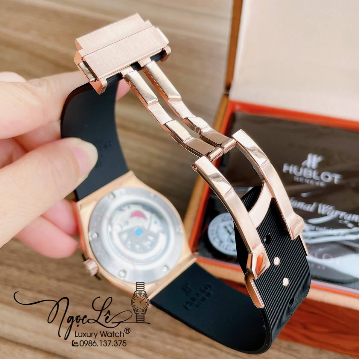Đồng Hồ Hublot Automatic Nam Lộ Cơ Size 42mm Dây Silicon Đen Vỏ Thép Rose