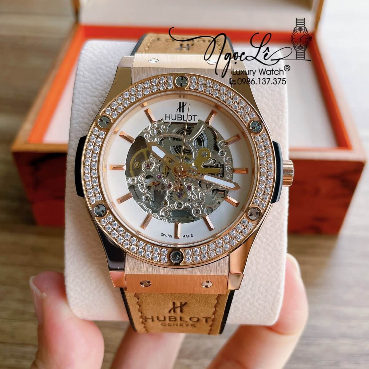 Đồng Hồ Hublot Automatic Nam Lộ Cơ Size 42mm Dây Da Silicon Nâu Vỏ Rose Đính Đá