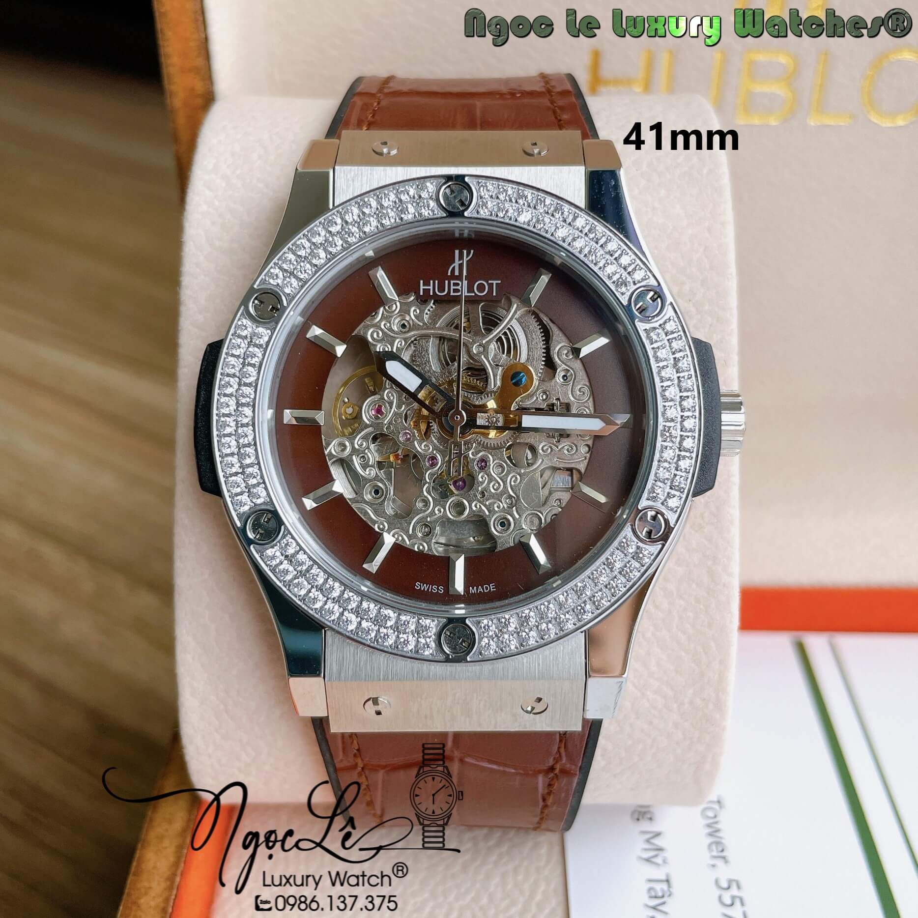 Đồng Hồ Hublot Automatic Nam Lộ Cơ Size 42mm Dây Da Silicon Nâu Vỏ Bạc Đính Đá