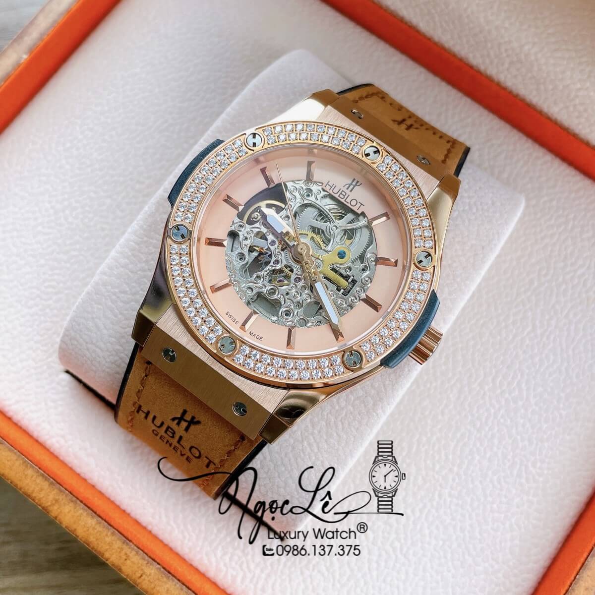 Đồng Hồ Hublot Automatic Nam Lộ Cơ Size 42mm Dây Da Silicon Nâu Mặt Rose Đính Đá