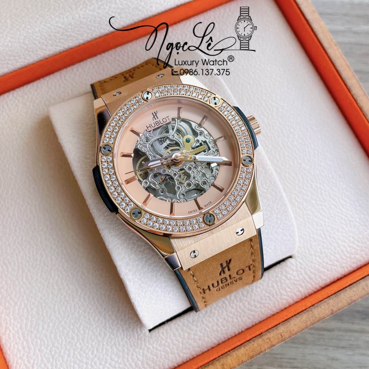 Đồng Hồ Hublot Automatic Nam Lộ Cơ Size 42mm Dây Da Silicon Nâu Mặt Rose Đính Đá