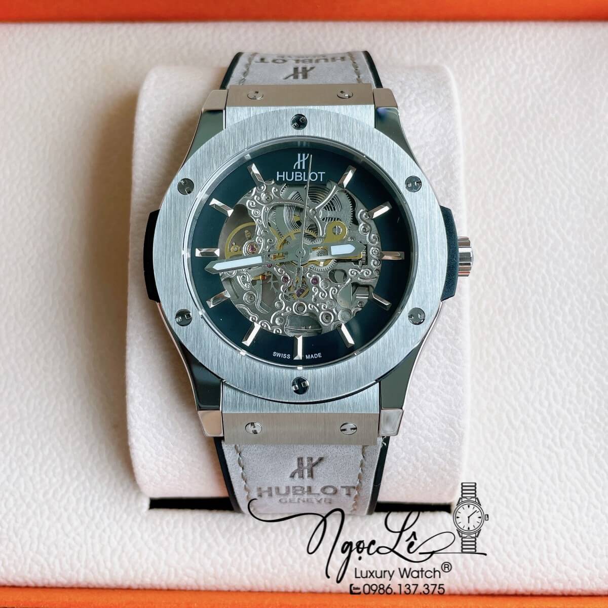Đồng Hồ Hublot Automatic Nam Lộ Cơ Size 42mm Dây Da Silicon Xám Vỏ Bạc