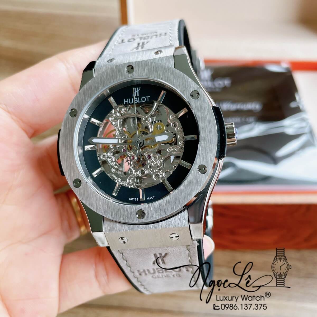 Đồng Hồ Hublot Automatic Nam Lộ Cơ Size 42mm Dây Da Silicon Xám Vỏ Bạc