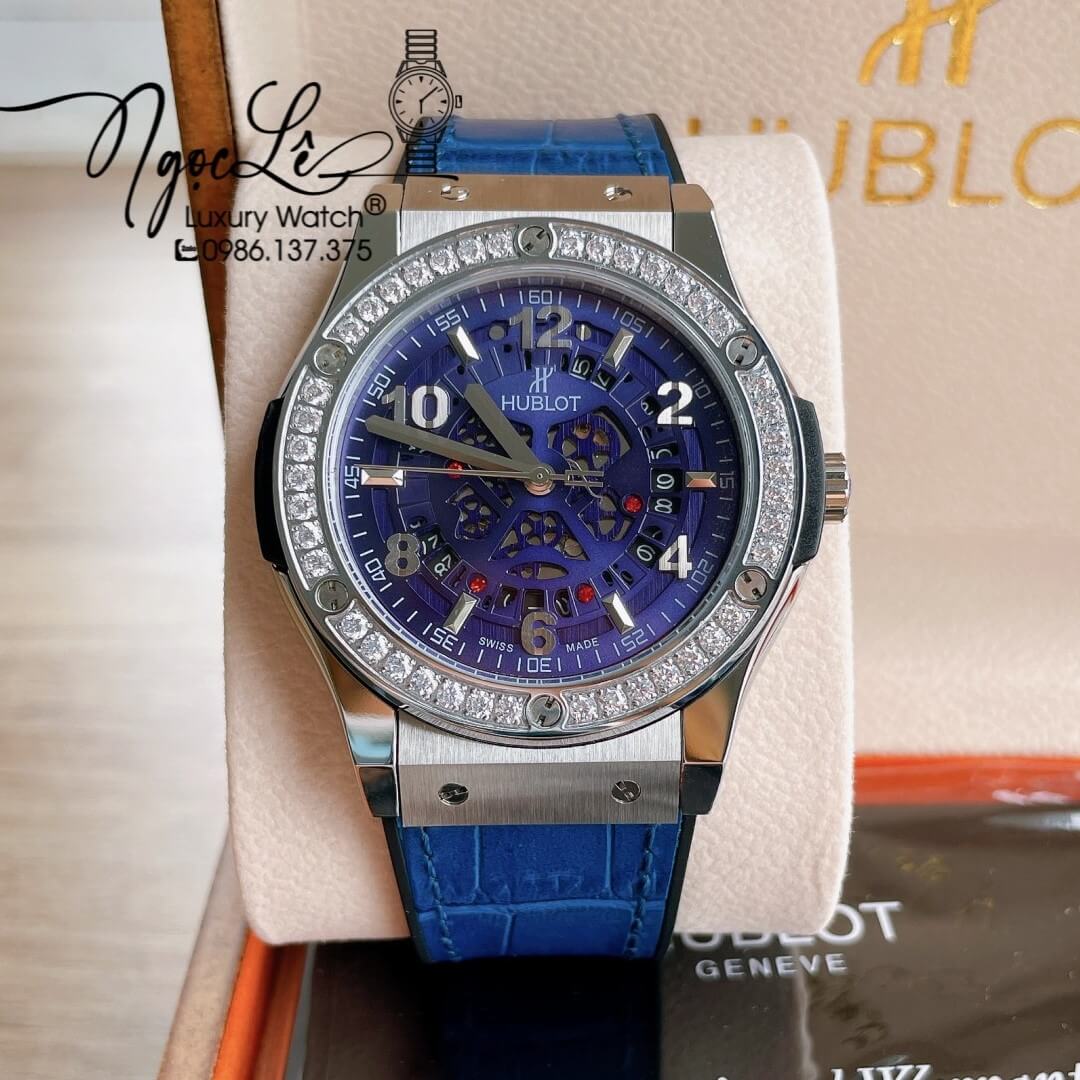 Đồng Hồ Hublot Automatic Nam Lộ Cơ Size 42mm Dây Da Silicon Xanh Vỏ Bạc Đính Đá