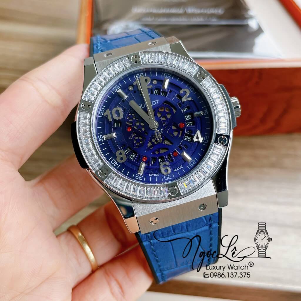 Đồng Hồ Hublot Automatic Nam Lộ Cơ Size 42mm Dây Da Silicon Xanh Vỏ Bạc Đính Đá