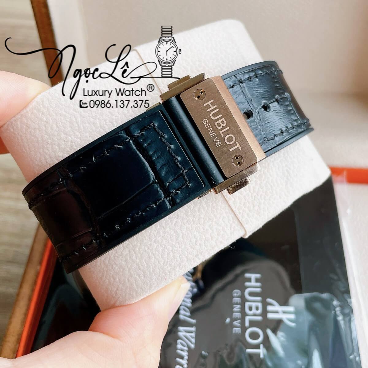 Đồng Hồ Nam Hublot Big Bang Automatic Lộ Cơ Size 42mm Dây Da Silicon Đen Vỏ Rose Đính Đá