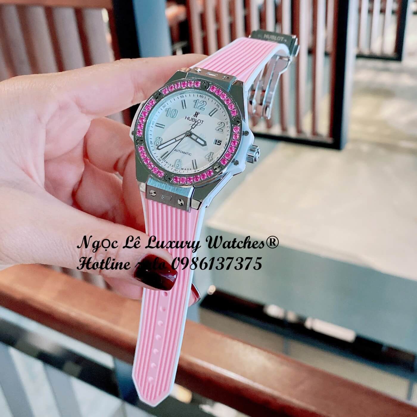 Đồng Hồ Hublot Big Bang Nữ Dây Cao Su Hồng Viền Đá Hồng Size 39mm Vỏ Thép Silver - Quartz