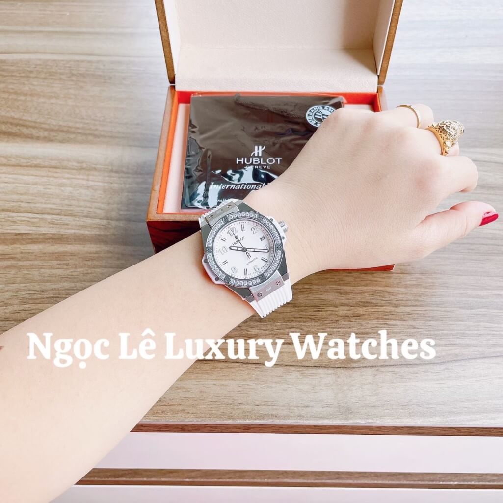 Đồng Hồ Nữ Hublot Big Bang Dây Silicon Trắng Vỏ Bạc Đính Đá Tròn Size 39mm