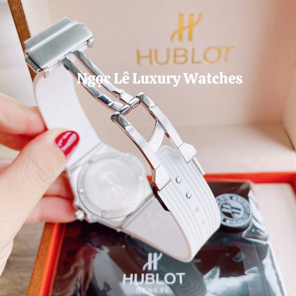 Đồng Hồ Nữ Hublot Big Bang Dây Silicon Trắng Vỏ Bạc Đính Đá Tròn Size 39mm