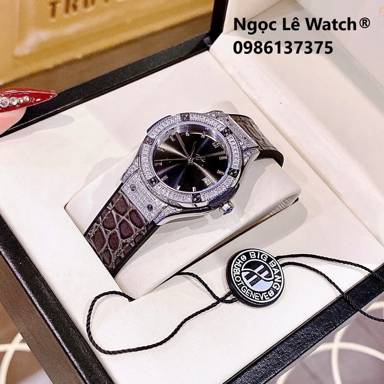 Đồng Hồ Nữ Hublot Classic Fusion Màu Xám Đen Đính Đá Silver Size 34mm - Máy Quartz