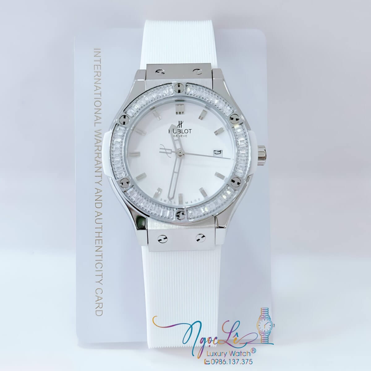 Đồng Hồ Hublot Classic Fusion Nữ Dây Silicon Trắng Đính Đá Silver Size 34mm