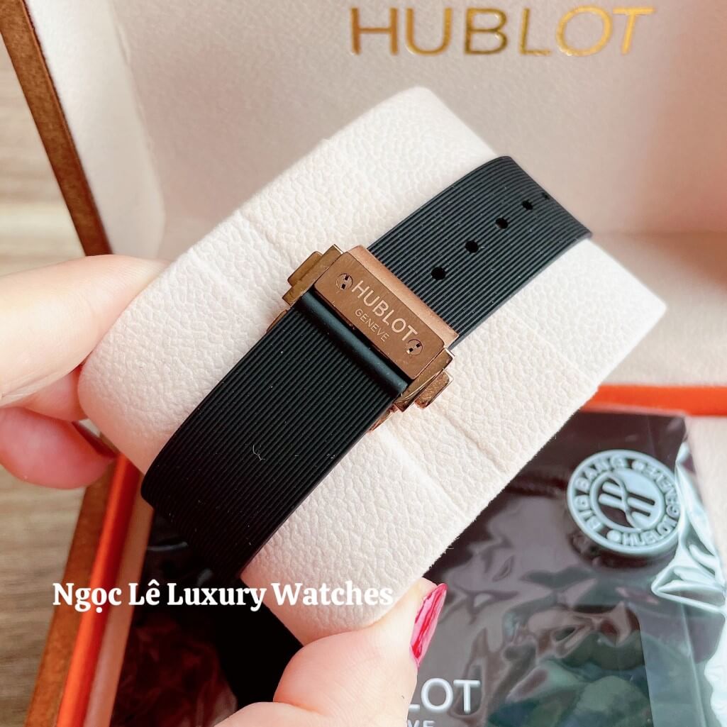 Đồng Hồ Nữ Hublot Classic Fusion 34mm Máy Pin Dây Silicon Đen Đính Đá Vỏ Rose Gold