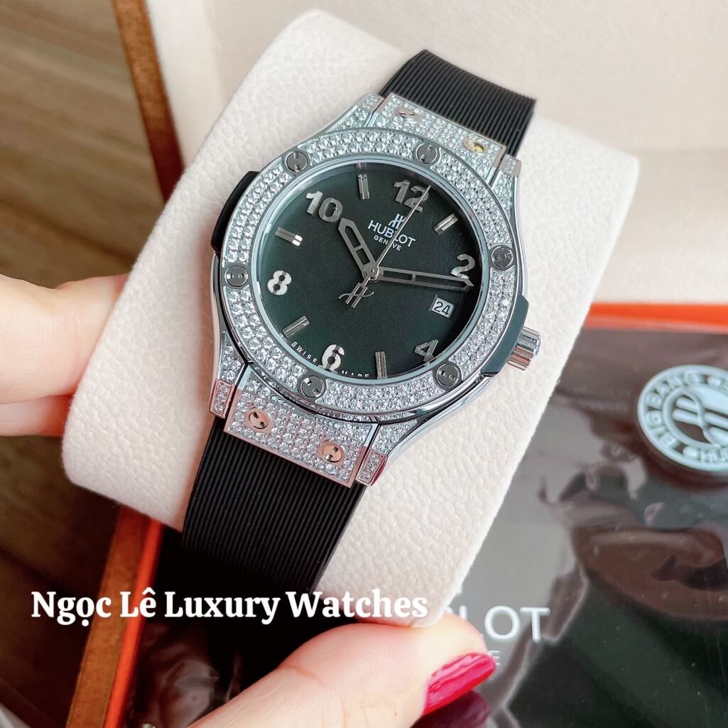 Đồng Hồ Nữ Hublot Classic Fusion 34mm Máy Pin Dây Silicon Đen Đính Đá Vỏ Silver