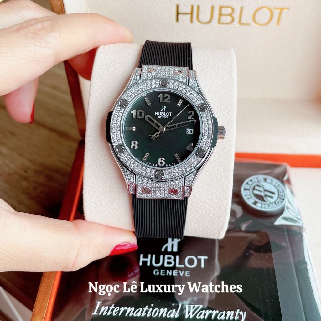 Đồng Hồ Nữ Hublot Classic Fusion 34mm Máy Pin Dây Silicon Đen Đính Đá Vỏ Silver