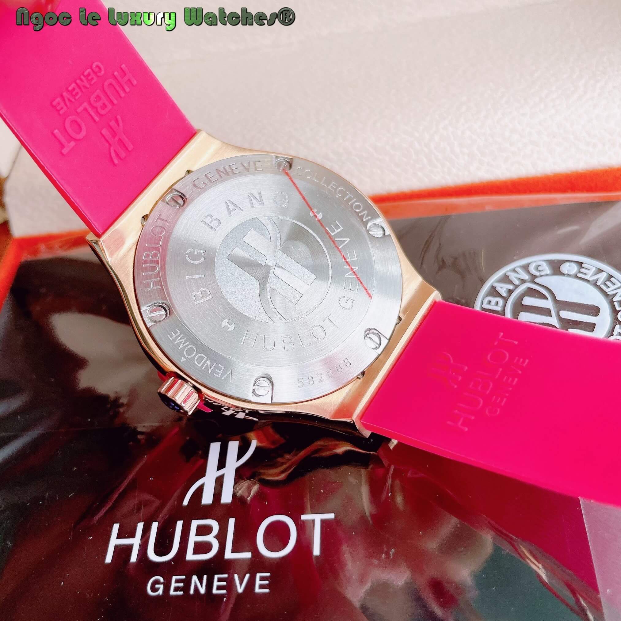 Đồng Hồ Nữ Hublot Classic Fusion 34mm Máy Pin Dây Silicon Hồng Đính Đá Vỏ Rose Gold