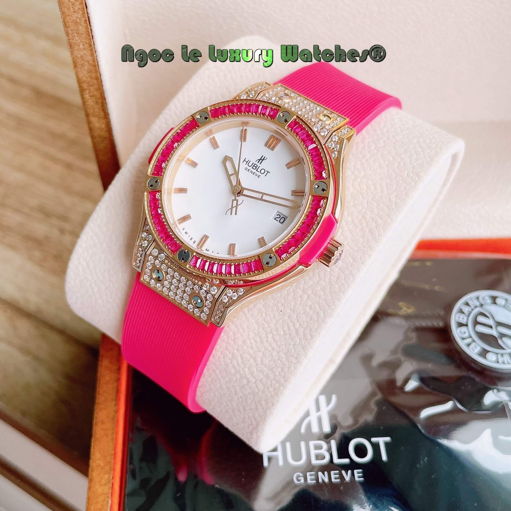 Đồng Hồ Nữ Hublot Classic Fusion 34mm Máy Pin Dây Silicon Hồng Đính Đá Vỏ Rose Gold