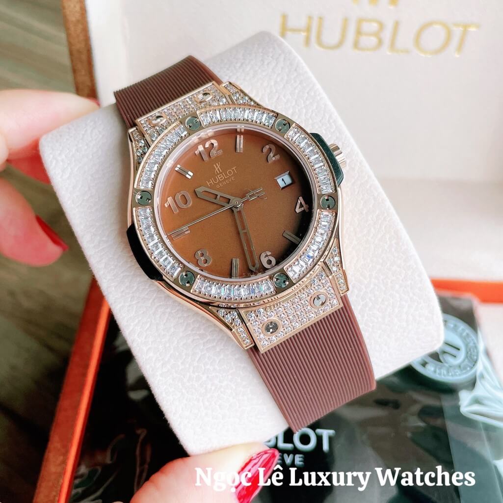 Đồng Hồ Nữ Hublot Classic Fusion 34mm Máy Pin Dây Silicon Nâu Đính Đá Vỏ Rose Gold