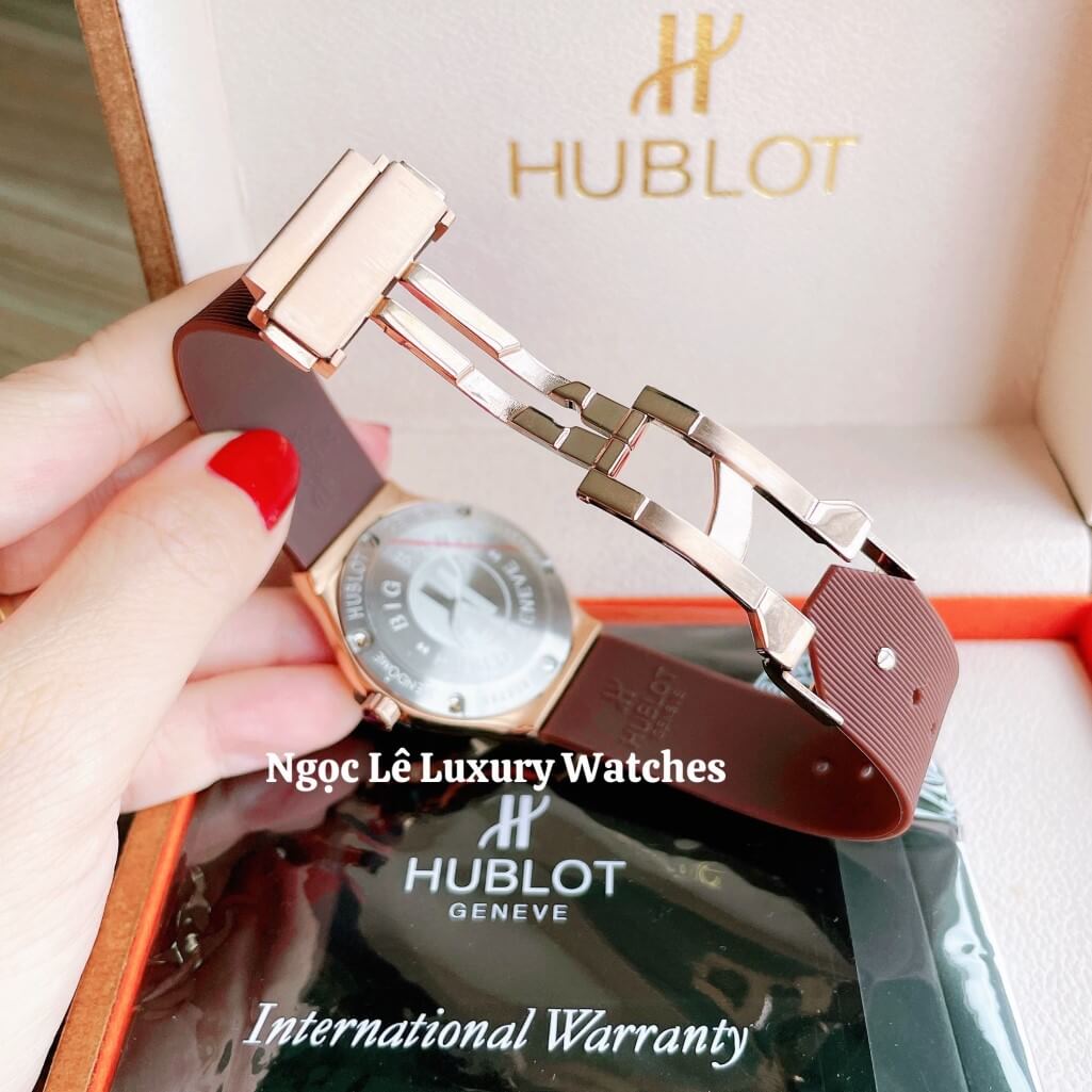 Đồng Hồ Nữ Hublot Classic Fusion 34mm Máy Pin Dây Silicon Nâu Đính Đá Vỏ Rose Gold