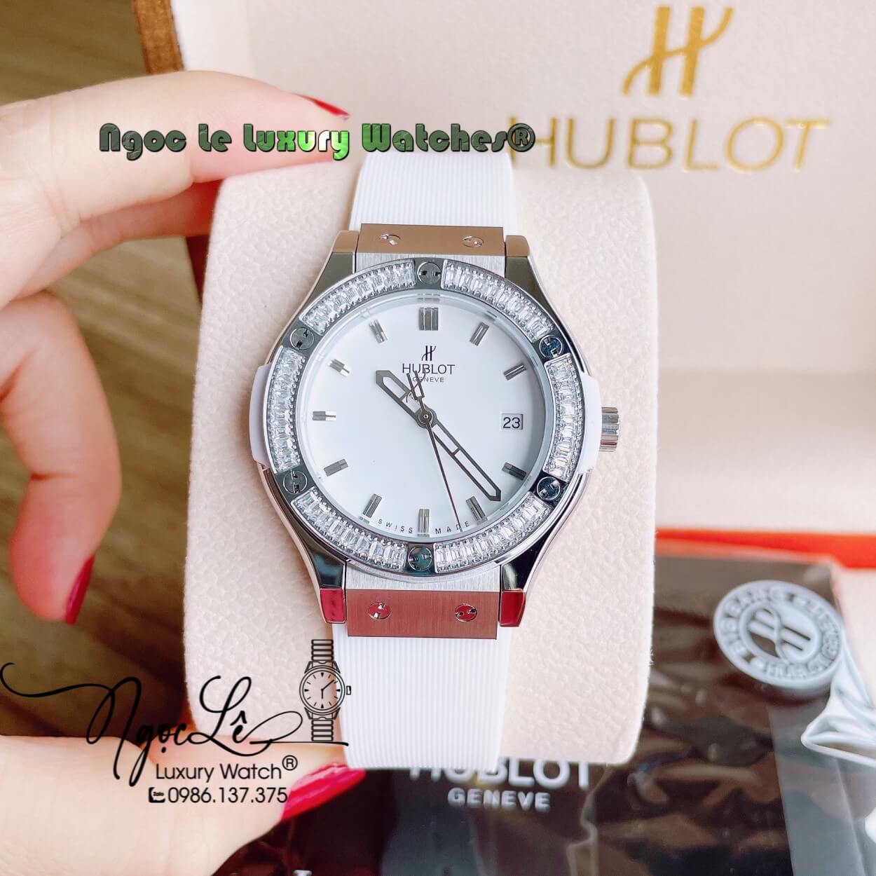 Đồng Hồ Nữ Hublot Classic Fusion 34mm Máy Pin Dây Silicon Trắng Đính Đá Ống Vỏ Silver