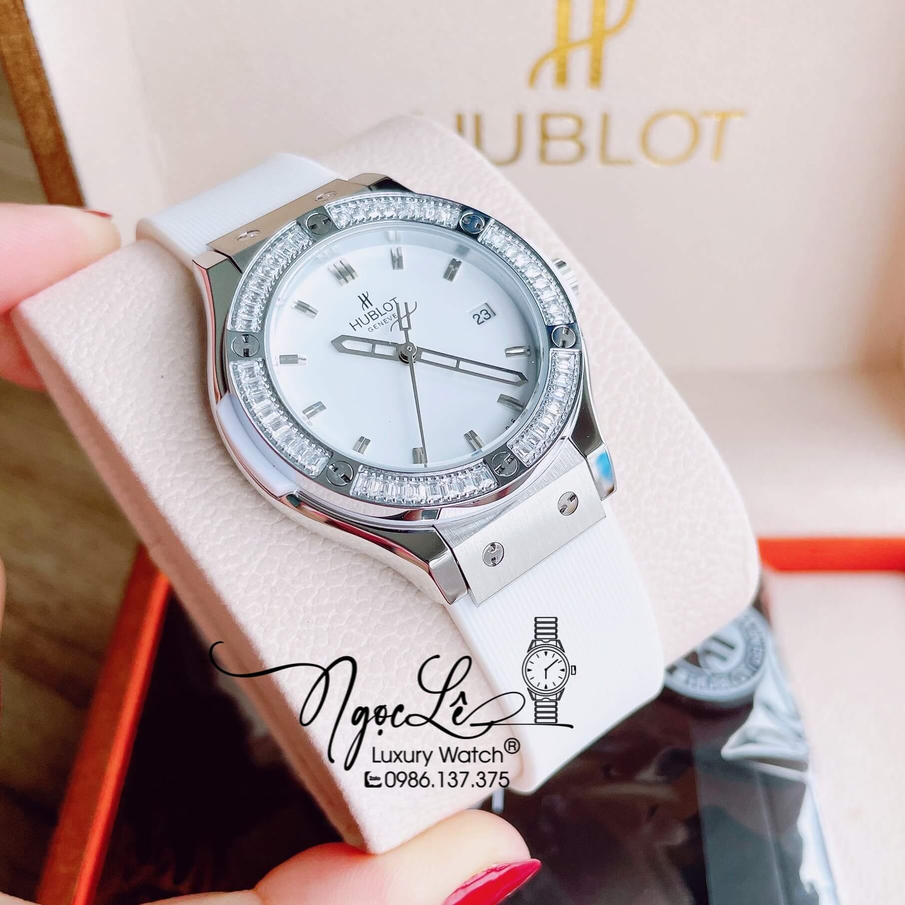 Đồng Hồ Nữ Hublot Classic Fusion 34mm Máy Pin Dây Silicon Trắng Đính Đá Ống Vỏ Silver
