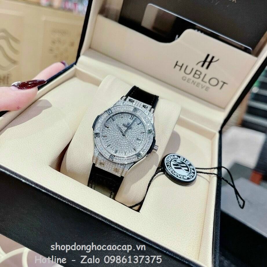 Đồng Hồ Hublot Classic Fusion Dây Da Silicon Đen Đính Đá Bạc